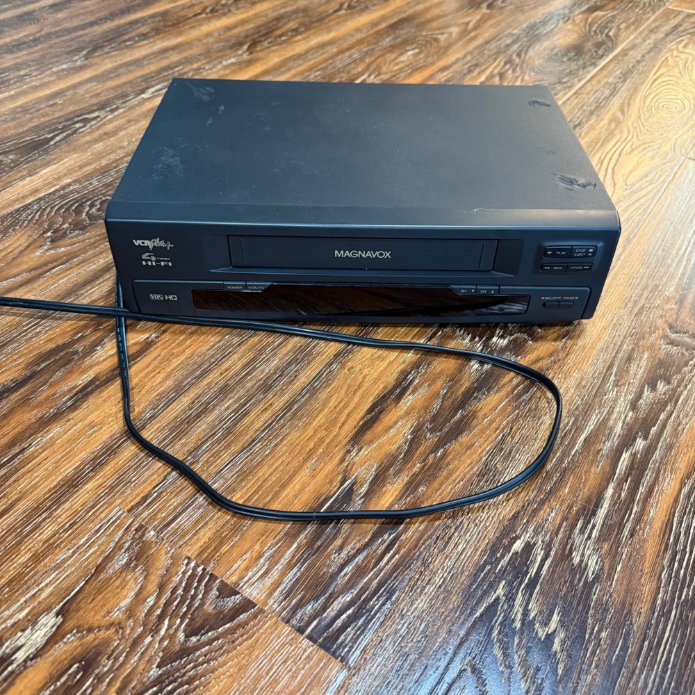Magnavox VRU362AT01 VCR Plus 4-Head Hi-Fi VHS HQ Player Recorder Japan Black